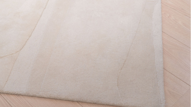 Tapis rectangulaire COLLAGE| jeu subtil de reliefs et d’ombres