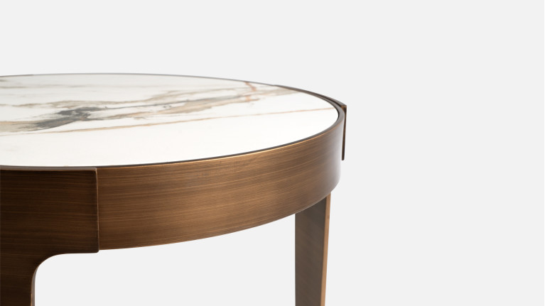 Table basse en acier avec plateau effet marbre doré, Jazzy