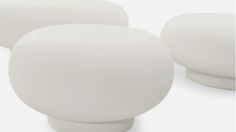 Table basse design avec finition enduit à la chaux, Poppy