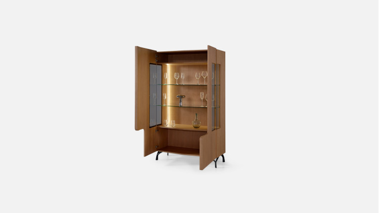 Vitrine JADE en verre fumé et métal