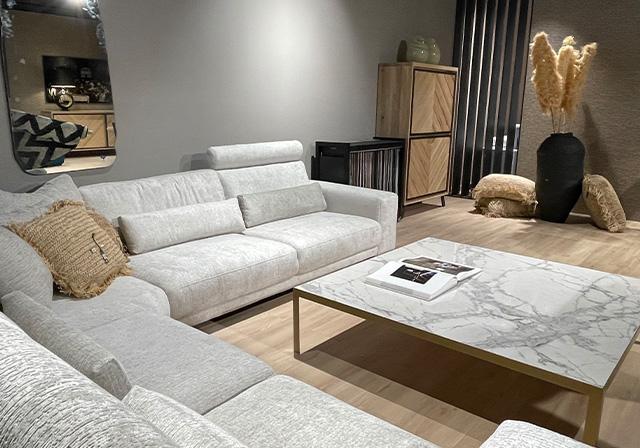 Grands canapés personnalisables avec option relaxation à découvrir dans votre magasin de canapés Bourges
