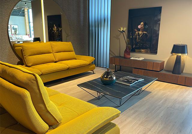 Canapés en tissu ou cuir, de couleur jaune ou le coloris de votre choix, à retrouver dans votre magasin de canapé à Bourges