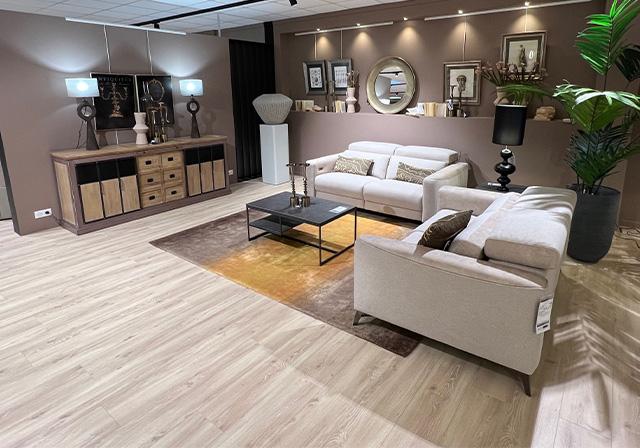 Salon et salle à manger robuste en bois haut de gamme dans votre magasin à Angoulême