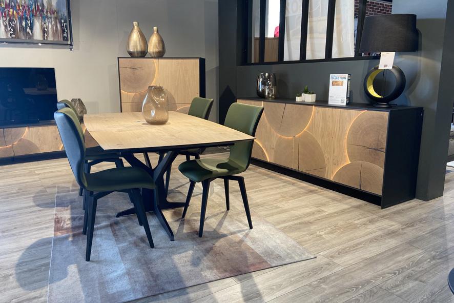 Tables et chaises design dans votre magasin de meubles à La Roche-sur-Yon