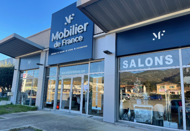 Magasin de meubles et de canapés haut de gamme à Bastia