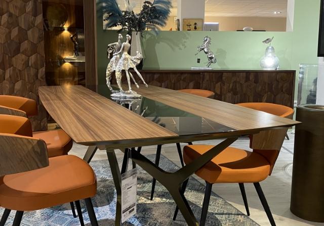 Concevez votre table à manger avec le programme Table MF à Perpignan, choisissez le plateau, le piétement, les matières et les couleurs.