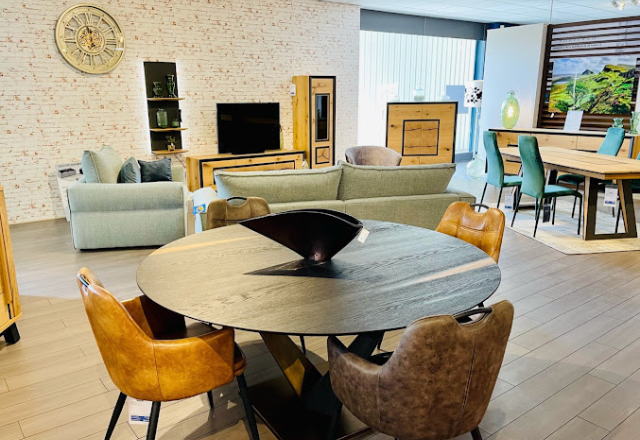 Table et chaises design dans votre magasin de meubles à Chambéry
