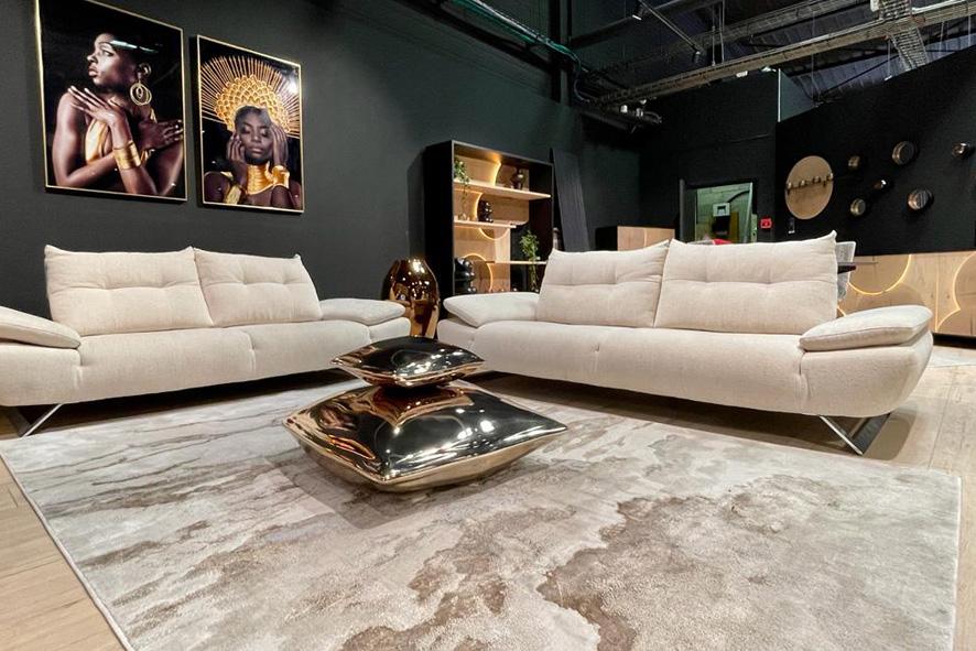 Canapés et meubles design en bois dans votre magasin de meubles à Coignières